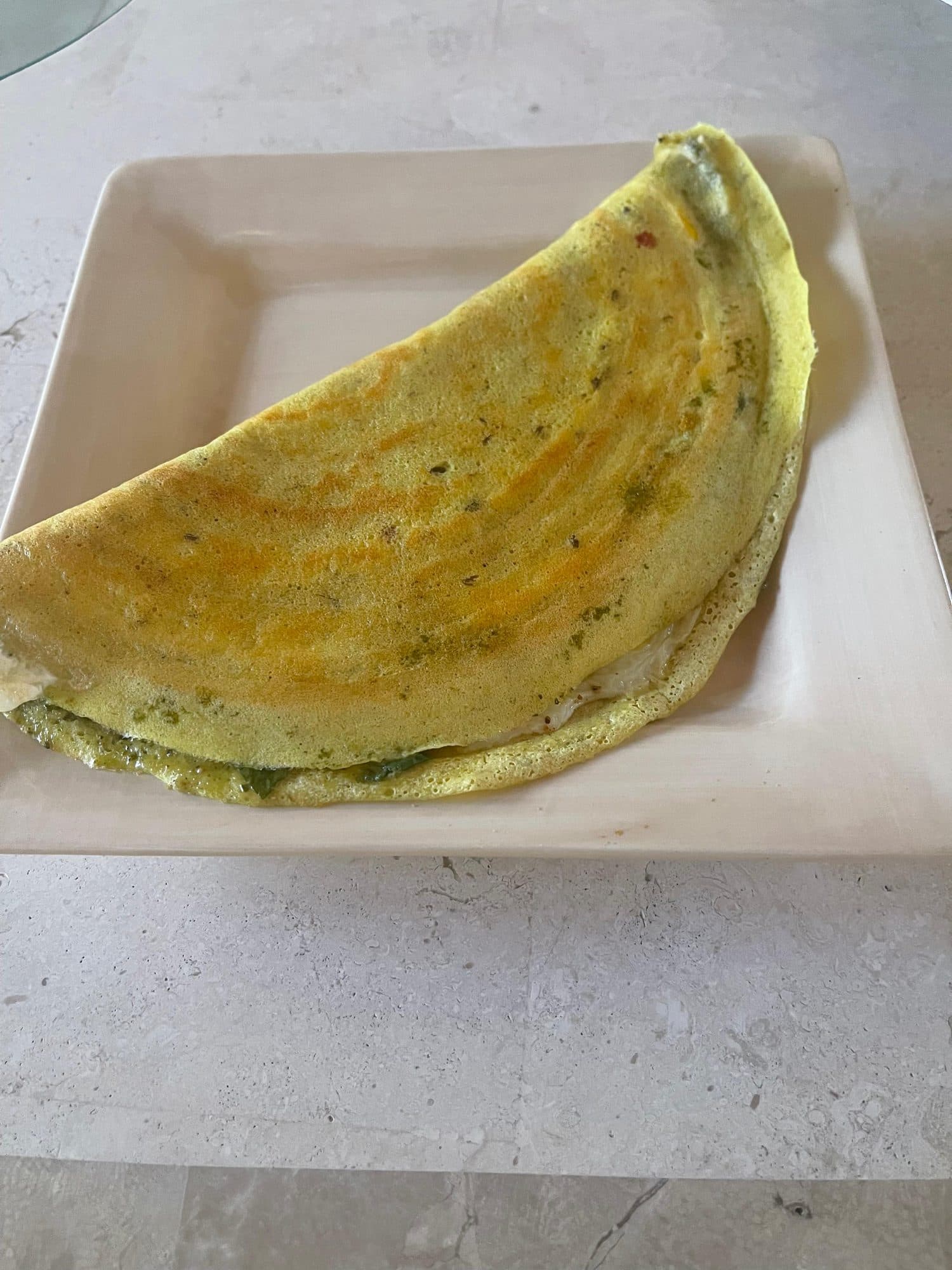 Herb-green protein omelette